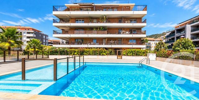 Appartement T3 &agrave; vendre - 3 pi&egrave;ces - 66 m2 - Le Lavandou - 83 - PROVENCE-ALPES-COTE-D-AZUR
