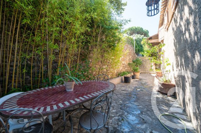 Maison à vendre - 10 pièces - 309 m2 - Hyeres - 83 - PROVENCE-ALPES-COTE-D-AZUR