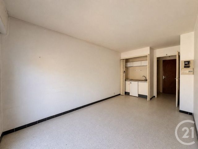 Appartement &agrave; vendre - 2 pi&egrave;ces - 44,01 m2 - Le Lavandou - 83 - PROVENCE-ALPES-COTE-D-AZUR