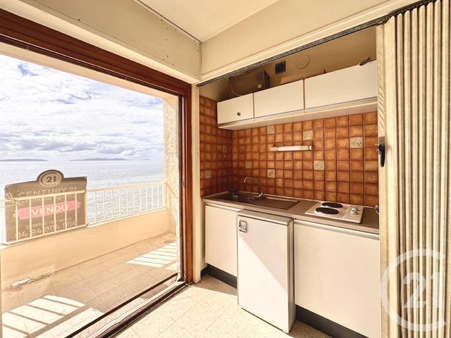 Appartement à vendre - 2 pièces - 44,01 m2 - Le Lavandou - 83 - PROVENCE-ALPES-COTE-D-AZUR