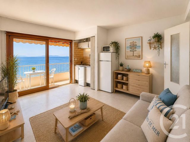 Appartement &agrave; vendre - 2 pi&egrave;ces - 44,01 m2 - Le Lavandou - 83 - PROVENCE-ALPES-COTE-D-AZUR