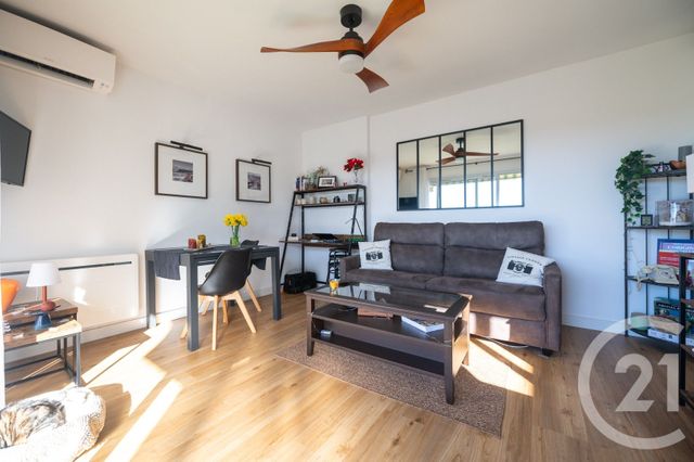 Appartement Studio &agrave; vendre - 1 pi&egrave;ce - 27,58 m2 - Le Lavandou - 83 - PROVENCE-ALPES-COTE-D-AZUR