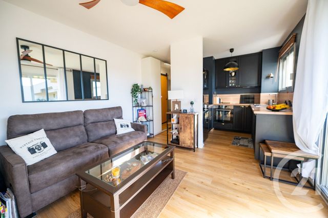 Appartement Studio &agrave; vendre - 1 pi&egrave;ce - 27,58 m2 - Le Lavandou - 83 - PROVENCE-ALPES-COTE-D-AZUR