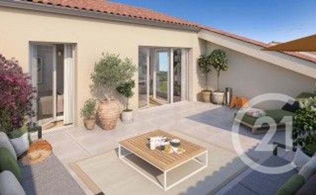 Appartement T4 à vendre - 4 pièces - 126 m2 - Bormes Les Mimosas - 83 - PROVENCE-ALPES-COTE-D-AZUR