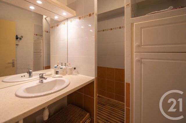 Appartement T2 à vendre - 2 pièces - 43,94 m2 - Bormes Les Mimosas - 83 - PROVENCE-ALPES-COTE-D-AZUR