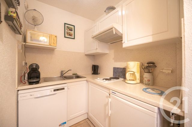 Appartement T2 à vendre - 2 pièces - 43,94 m2 - Bormes Les Mimosas - 83 - PROVENCE-ALPES-COTE-D-AZUR