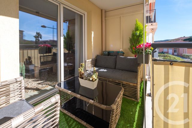 Appartement T3 à vendre - 3 pièces - 66,82 m2 - Bormes Les Mimosas - 83 - PROVENCE-ALPES-COTE-D-AZUR