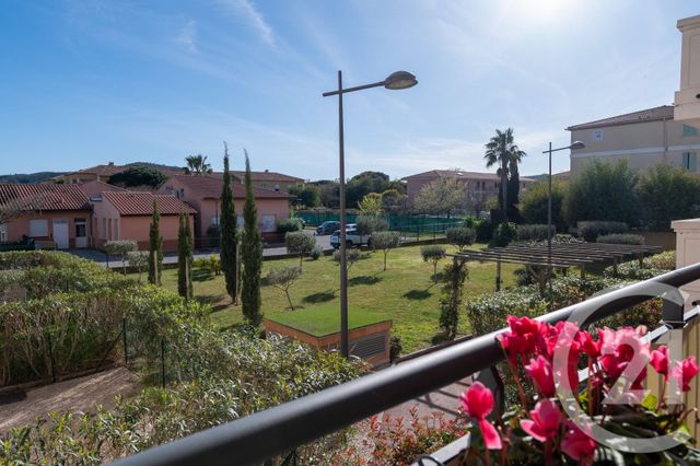 Appartement T3 à vendre - 3 pièces - 66,82 m2 - Bormes Les Mimosas - 83 - PROVENCE-ALPES-COTE-D-AZUR