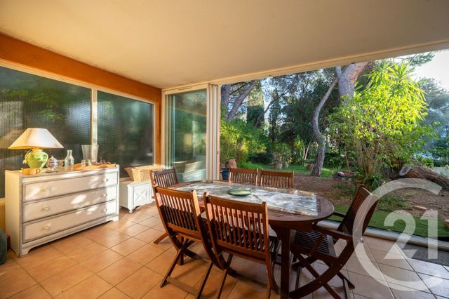 Appartement T2 à vendre - 2 pièces - 47,07 m2 - Le Lavandou - 83 - PROVENCE-ALPES-COTE-D-AZUR