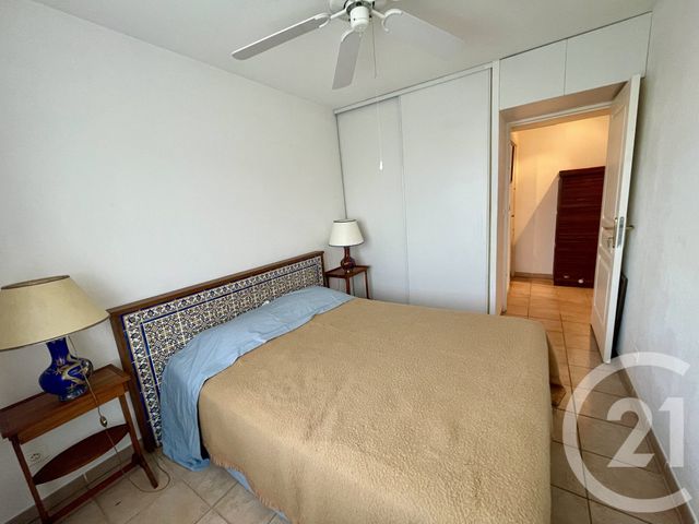 Appartement T4 à vendre - 4 pièces - 85 m2 - Le Lavandou - 83 - PROVENCE-ALPES-COTE-D-AZUR