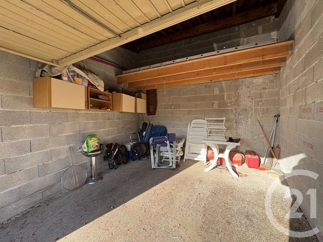 Parking à vendre - 16,02 m2 - Bormes Les Mimosas - 83 - PROVENCE-ALPES-COTE-D-AZUR