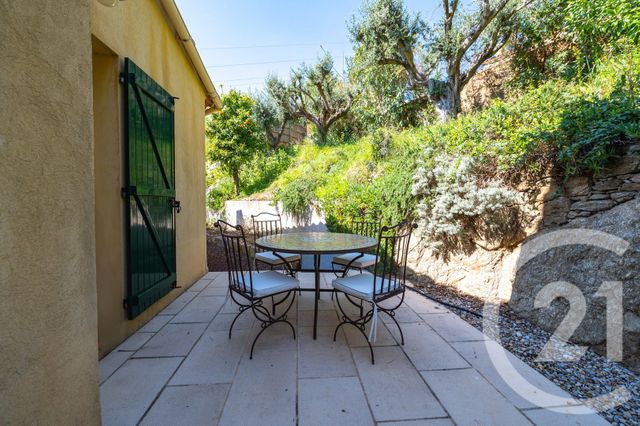 Maison &agrave; vendre - 5 pi&egrave;ces - 134,80 m2 - Bormes Les Mimosas - 83 - PROVENCE-ALPES-COTE-D-AZUR