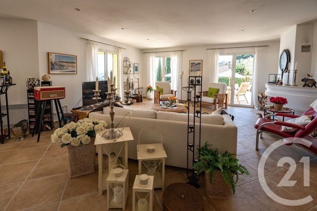 Maison &agrave; vendre - 5 pi&egrave;ces - 134,80 m2 - Bormes Les Mimosas - 83 - PROVENCE-ALPES-COTE-D-AZUR