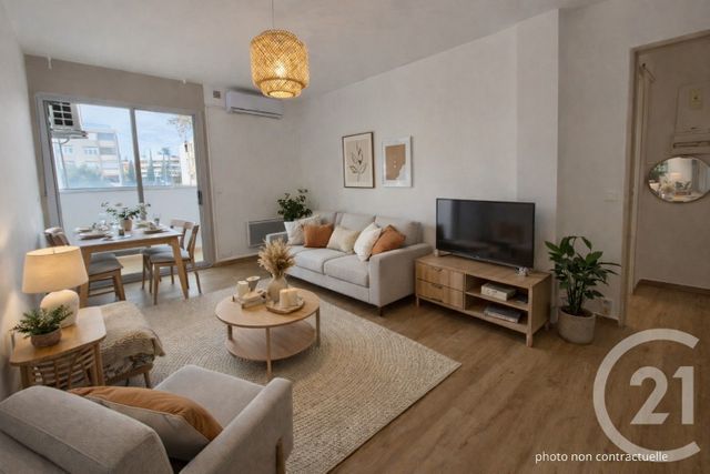Appartement F2 &agrave; vendre - 2 pi&egrave;ces - 41,87 m2 - Le Lavandou - 83 - PROVENCE-ALPES-COTE-D-AZUR