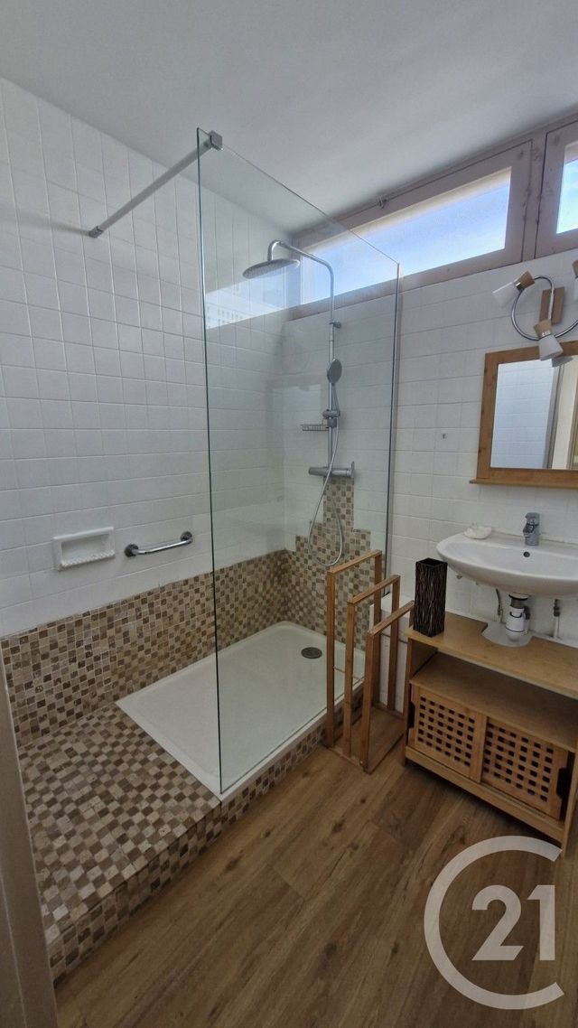 Appartement F2 &agrave; vendre - 2 pi&egrave;ces - 41,87 m2 - Le Lavandou - 83 - PROVENCE-ALPES-COTE-D-AZUR