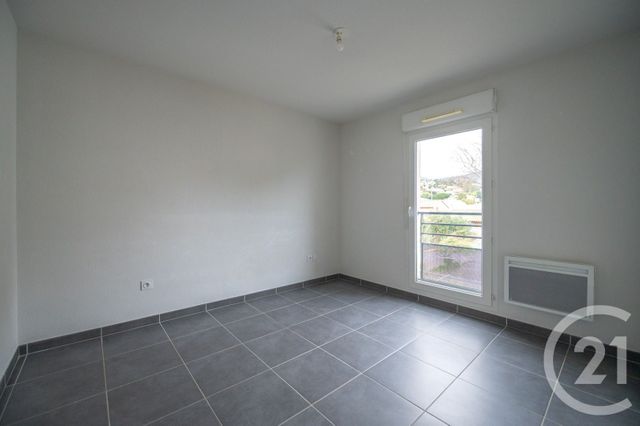 Appartement T4 &agrave; vendre - 4 pi&egrave;ces - 83,30 m2 - Le Lavandou - 83 - PROVENCE-ALPES-COTE-D-AZUR