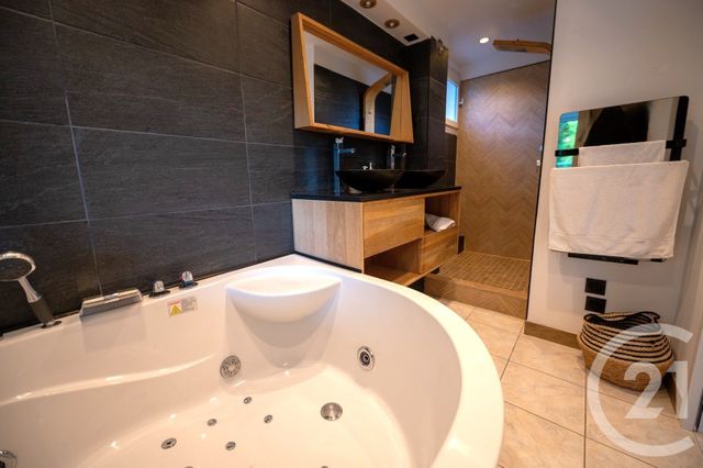 Appartement T1 &agrave; vendre - 1 pi&egrave;ce - 32,11 m2 - Bormes Les Mimosas - 83 - PROVENCE-ALPES-COTE-D-AZUR