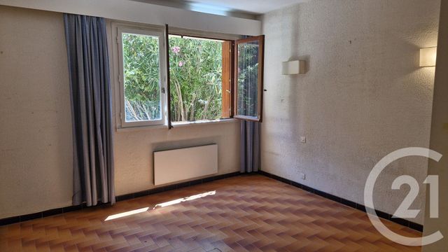 Appartement F2 &agrave; vendre - 2 pi&egrave;ces - 45,57 m2 - Le Lavandou - 83 - PROVENCE-ALPES-COTE-D-AZUR