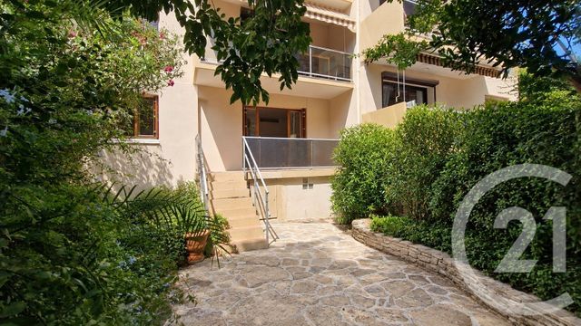 appartement - LE LAVANDOU - 83