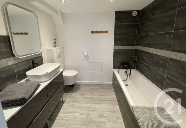 Maison &agrave; vendre - 5 pi&egrave;ces - 138 m2 - Bormes Les Mimosas - 83 - PROVENCE-ALPES-COTE-D-AZUR