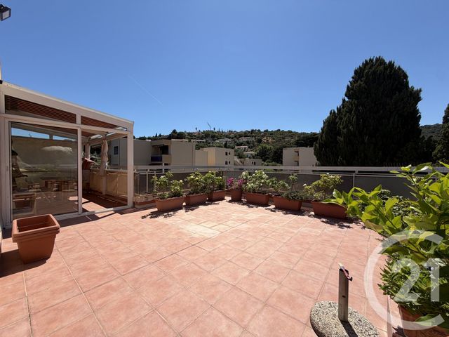 Appartement T2 &agrave; vendre - 2 pi&egrave;ces - 31,33 m2 - Le Lavandou - 83 - PROVENCE-ALPES-COTE-D-AZUR