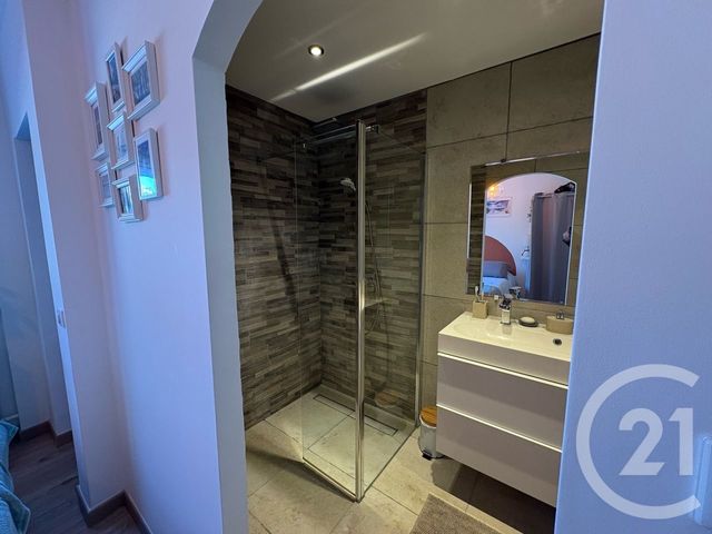 Appartement T2 &agrave; vendre - 2 pi&egrave;ces - 40,27 m2 - Hyeres - 83 - PROVENCE-ALPES-COTE-D-AZUR