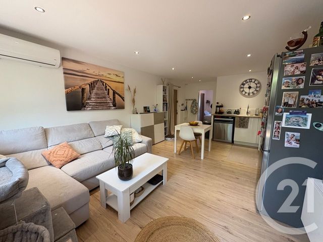 Appartement T2 &agrave; vendre - 2 pi&egrave;ces - 40,27 m2 - Hyeres - 83 - PROVENCE-ALPES-COTE-D-AZUR