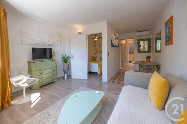 Appartement Studio cabine &agrave; vendre - 2 pi&egrave;ces - 36,51 m2 - Le Lavandou - 83 - PROVENCE-ALPES-COTE-D-AZUR
