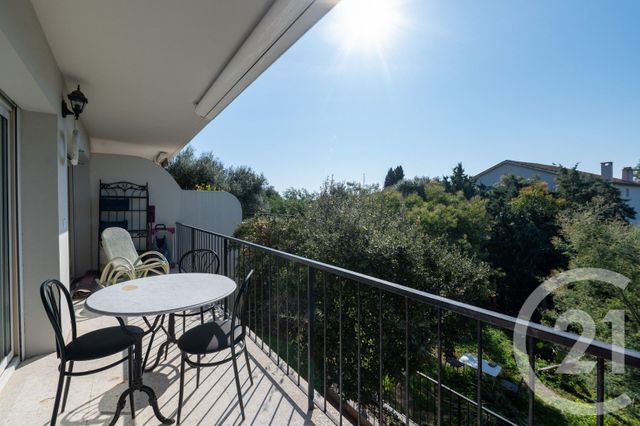 appartement - LE LAVANDOU - 83