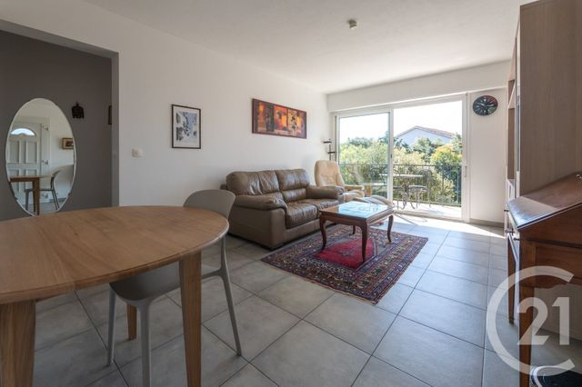 Appartement T3 &agrave; vendre - 3 pi&egrave;ces - 50,58 m2 - Le Lavandou - 83 - PROVENCE-ALPES-COTE-D-AZUR