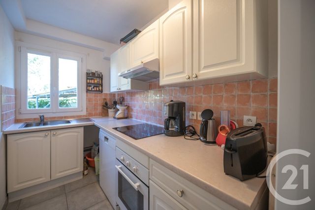 Appartement T3 &agrave; vendre - 3 pi&egrave;ces - 50,58 m2 - Le Lavandou - 83 - PROVENCE-ALPES-COTE-D-AZUR