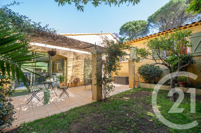 Maison &agrave; vendre - 4 pi&egrave;ces - 107,51 m2 - Le Lavandou - 83 - PROVENCE-ALPES-COTE-D-AZUR