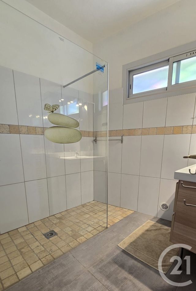 Appartement F3 &agrave; vendre - 3 pi&egrave;ces - 61,97 m2 - Le Lavandou - 83 - PROVENCE-ALPES-COTE-D-AZUR