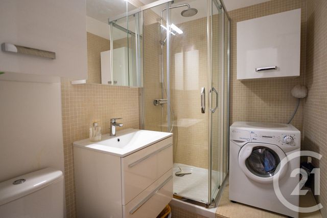 Appartement T2 &agrave; vendre - 2 pi&egrave;ces - 22,30 m2 - Bormes Les Mimosas - 83 - PROVENCE-ALPES-COTE-D-AZUR