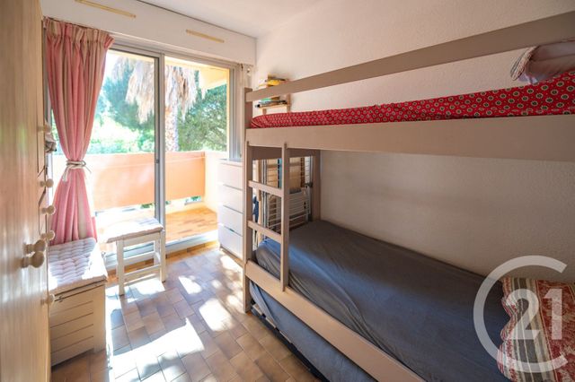 Appartement T2 &agrave; vendre - 2 pi&egrave;ces - 22,30 m2 - Bormes Les Mimosas - 83 - PROVENCE-ALPES-COTE-D-AZUR