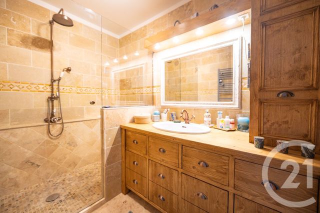 Appartement T3 &agrave; vendre - 3 pi&egrave;ces - 72,60 m2 - Bormes Les Mimosas - 83 - PROVENCE-ALPES-COTE-D-AZUR