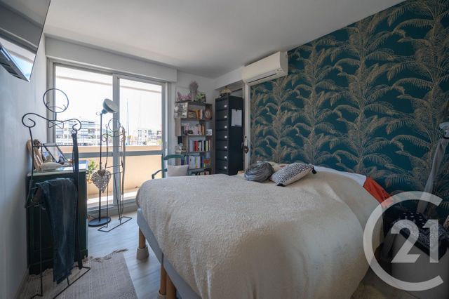 Appartement T3 &agrave; vendre - 3 pi&egrave;ces - 72,60 m2 - Bormes Les Mimosas - 83 - PROVENCE-ALPES-COTE-D-AZUR