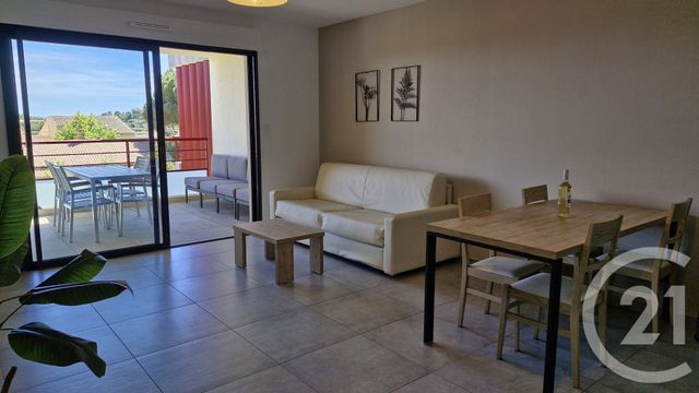 Appartement T3 &agrave; vendre - 3 pi&egrave;ces - 63,49 m2 - Le Lavandou - 83 - PROVENCE-ALPES-COTE-D-AZUR