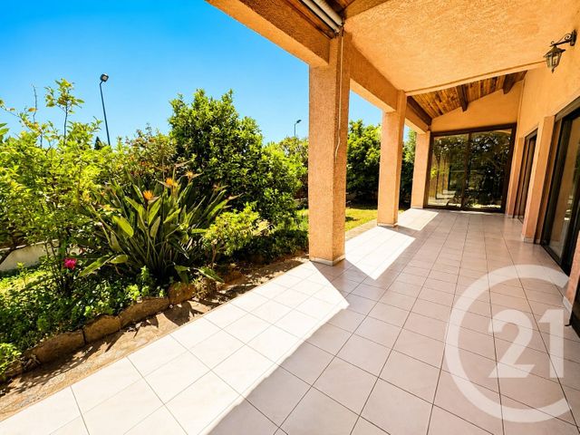Maison &agrave; vendre - 5 pi&egrave;ces - 127 m2 - Bormes Les Mimosas - 83 - PROVENCE-ALPES-COTE-D-AZUR