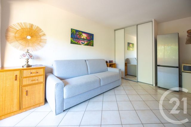 Appartement T2 &agrave; vendre - 2 pi&egrave;ces - 25,19 m2 - Bormes Les Mimosas - 83 - PROVENCE-ALPES-COTE-D-AZUR