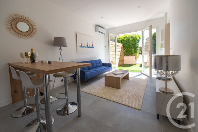 Appartement T2 &agrave; vendre - 2 pi&egrave;ces - 34,24 m2 - Le Lavandou - 83 - PROVENCE-ALPES-COTE-D-AZUR