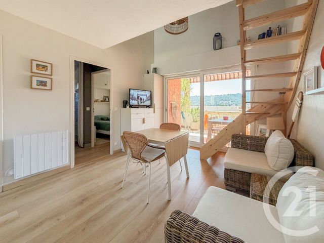 Appartement Duplex &agrave; vendre - 4 pi&egrave;ces - 48 m2 - Le Lavandou - 83 - PROVENCE-ALPES-COTE-D-AZUR