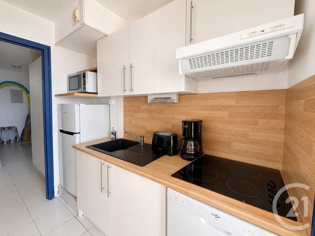 Appartement T2 &agrave; vendre - 2 pi&egrave;ces - 27,95 m2 - Le Lavandou - 83 - PROVENCE-ALPES-COTE-D-AZUR