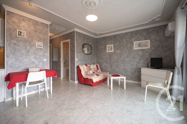 Appartement T1 &agrave; vendre - 1 pi&egrave;ce - 31,20 m2 - Le Lavandou - 83 - PROVENCE-ALPES-COTE-D-AZUR