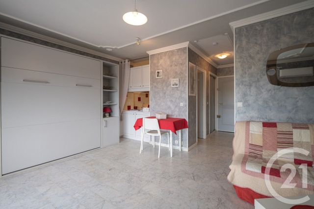 Appartement T1 &agrave; vendre - 1 pi&egrave;ce - 31,20 m2 - Le Lavandou - 83 - PROVENCE-ALPES-COTE-D-AZUR