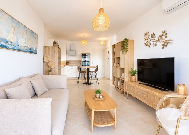 Appartement T2 &agrave; vendre - 2 pi&egrave;ces - 38,20 m2 - Bormes Les Mimosas - 83 - PROVENCE-ALPES-COTE-D-AZUR