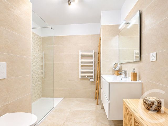 Appartement T2 &agrave; vendre - 2 pi&egrave;ces - 38,20 m2 - Bormes Les Mimosas - 83 - PROVENCE-ALPES-COTE-D-AZUR