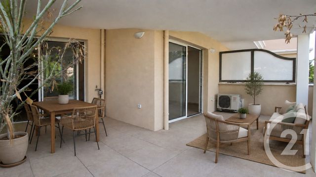 Appartement T2 &agrave; vendre - 2 pi&egrave;ces - 41,80 m2 - Bormes Les Mimosas - 83 - PROVENCE-ALPES-COTE-D-AZUR