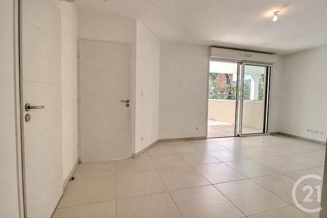 Appartement T2 &agrave; vendre - 2 pi&egrave;ces - 41,80 m2 - Bormes Les Mimosas - 83 - PROVENCE-ALPES-COTE-D-AZUR