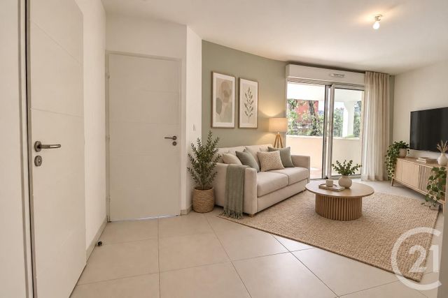 Appartement T2 &agrave; vendre - 2 pi&egrave;ces - 41,80 m2 - Bormes Les Mimosas - 83 - PROVENCE-ALPES-COTE-D-AZUR